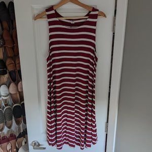 Old Navy Sleeveless Swing Dress